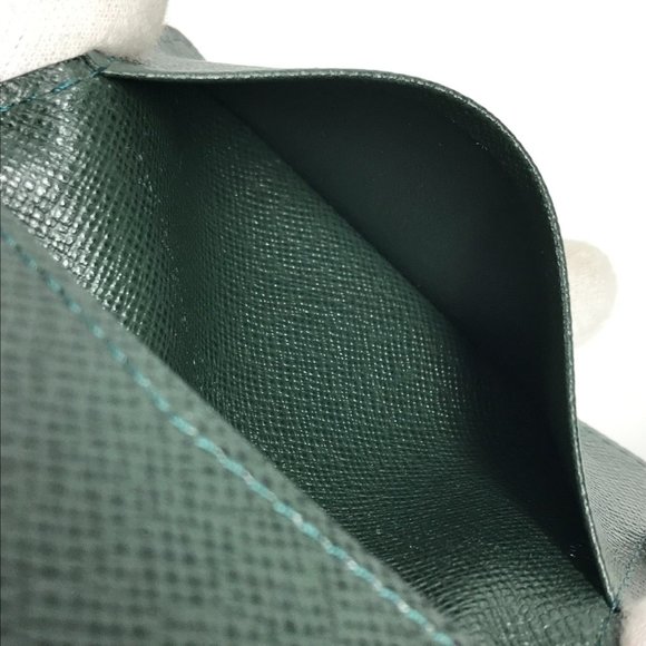 LOUIS VUITTON M3092P Taiga Envelope Carte de Visite Business Card Holder Pass... - Picture 10 of 15